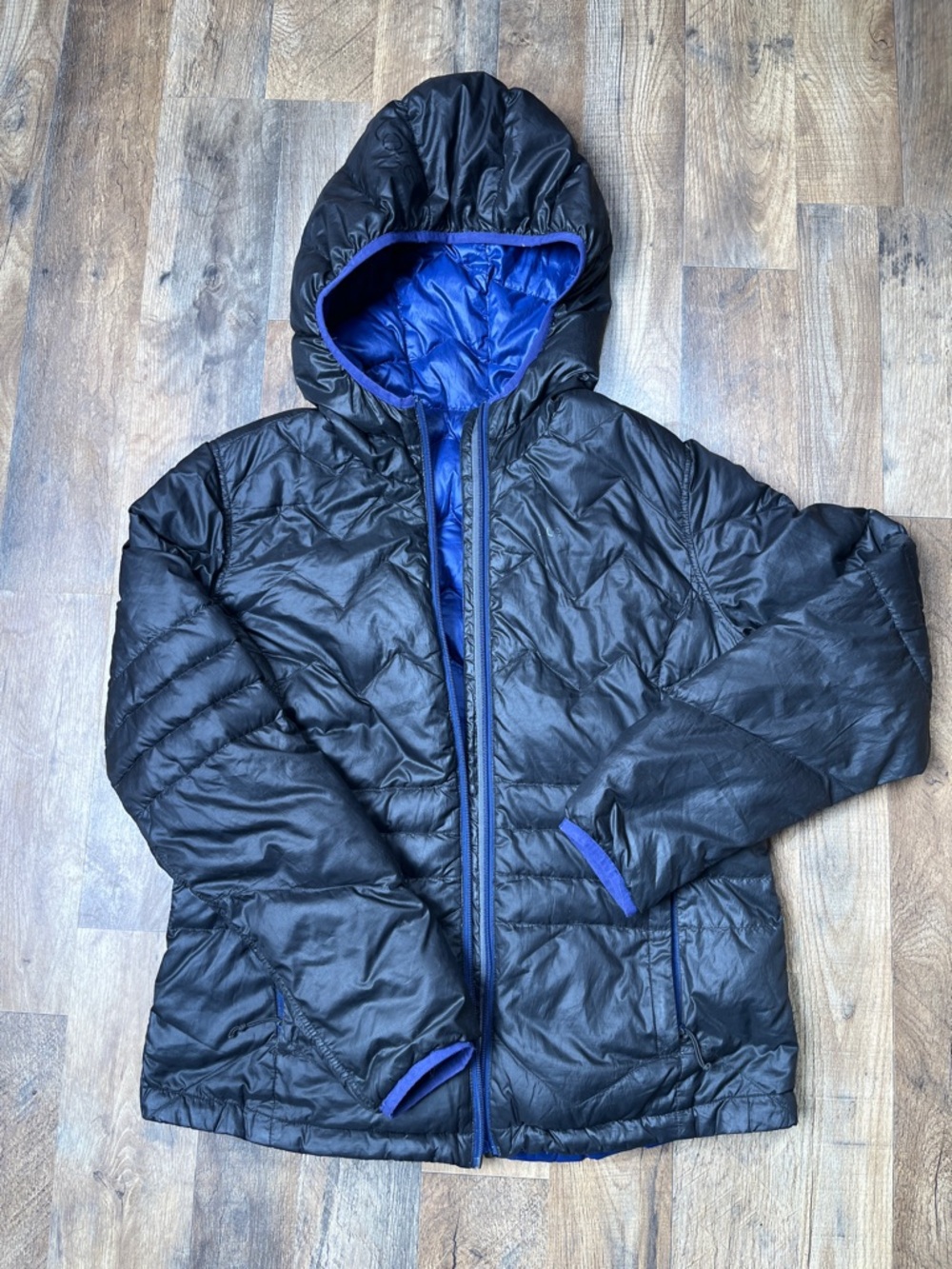 Women's Lolë Reversible Black/Navy Puffer Jacket - Hooded Winter Coat
